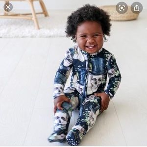 ISO zip or 2 piece Posh Peanut Theodore Black